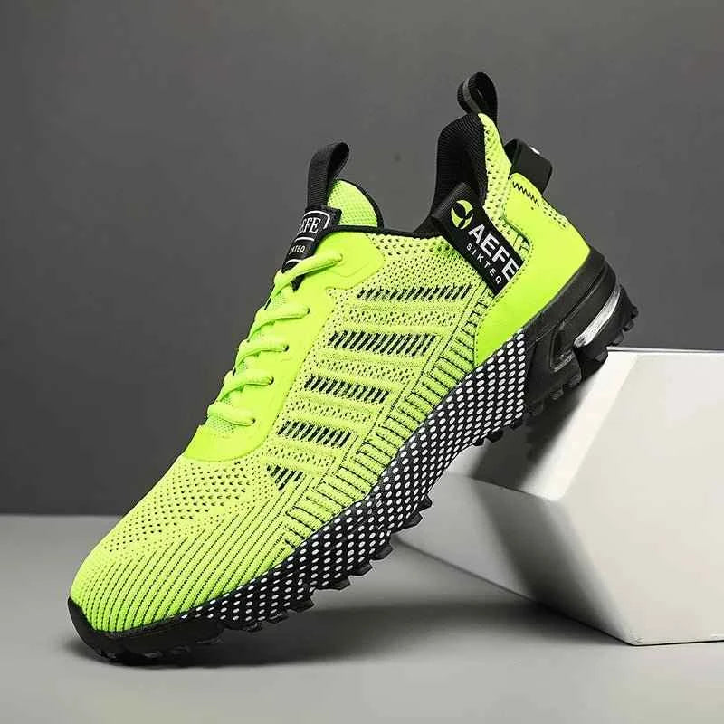 Lightweight Breathable Men's Sneakers for Casual Outdoor Walking
