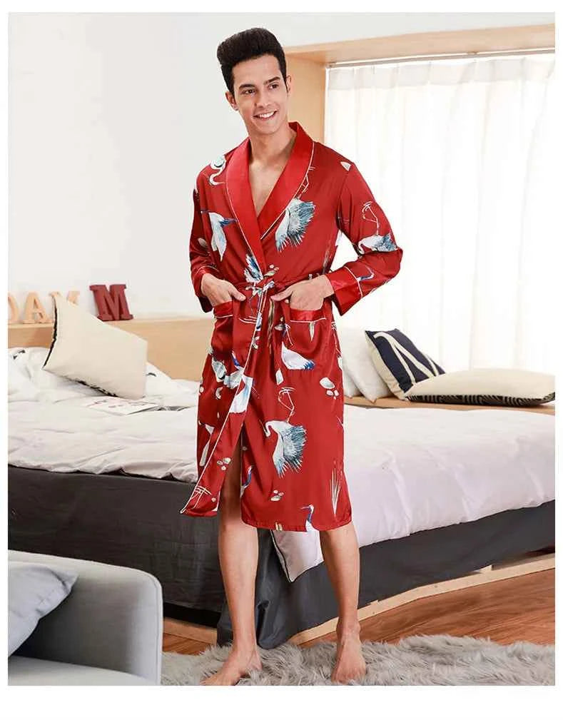Men Silk Satin Golden Dragon Dressing Gown Knee Length Kimono Robe.