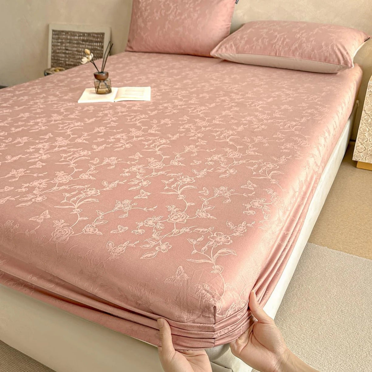 SaneShoppe-Soft 100% Cotton Jacquard Fitted Sheet Set with Elastic All Around Mattress Protector