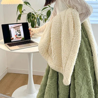 SaneShoppe-Cozy Wool Blanket for Bed and Couch, Plush Lamb Velvet Throw for Office, Home, and Travel
