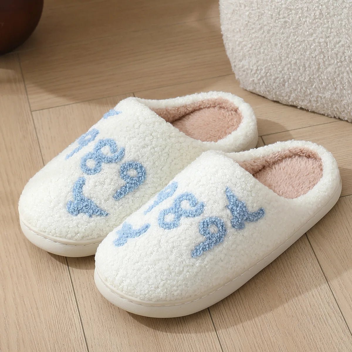 SaneShoppe-Cartoon Winter Slippers for Women, Cute Fluffy Love Flip-flops, Indoor Warm Plush Home Shoes
